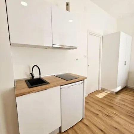 New Stylish & Modern Studio Apart - With Sea View *